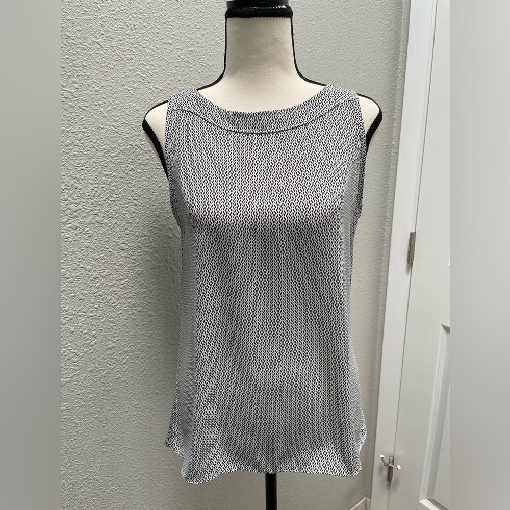 Loft - Women’s Top - Size XS - Black/White - NWOT